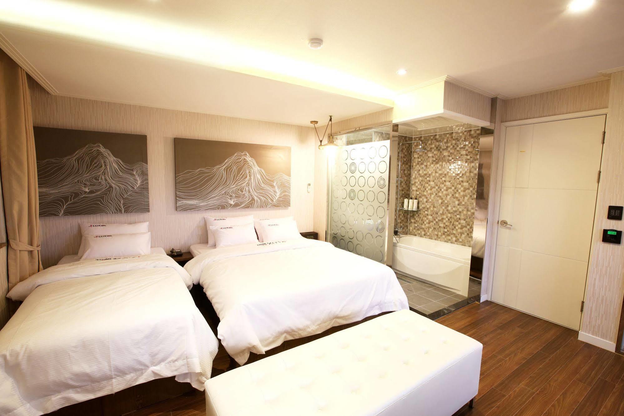 Jeju Lux Hotel Oso-ri Exterior foto